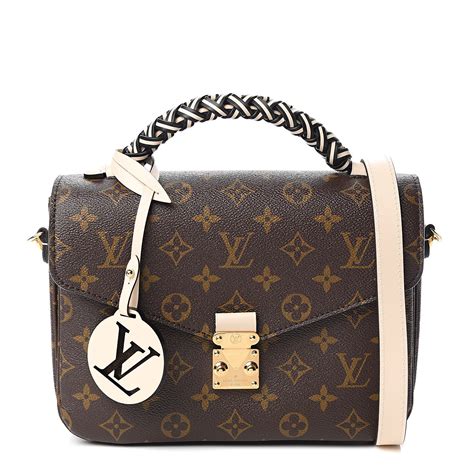 lv pochette metis creme